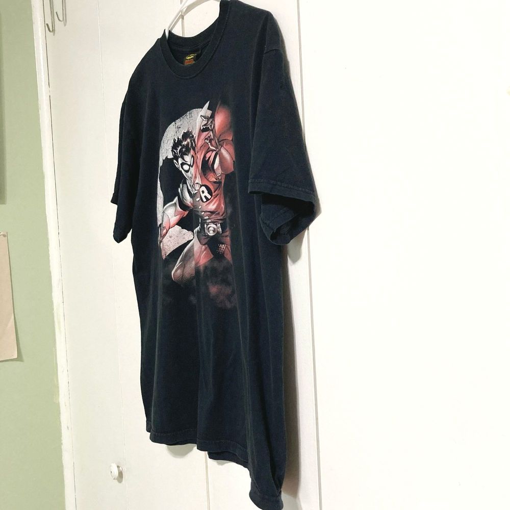 BATMAN ROBIN SPOTLIGHT Boys Youth Black Tshirt Size 14 - Picture 7 of 11